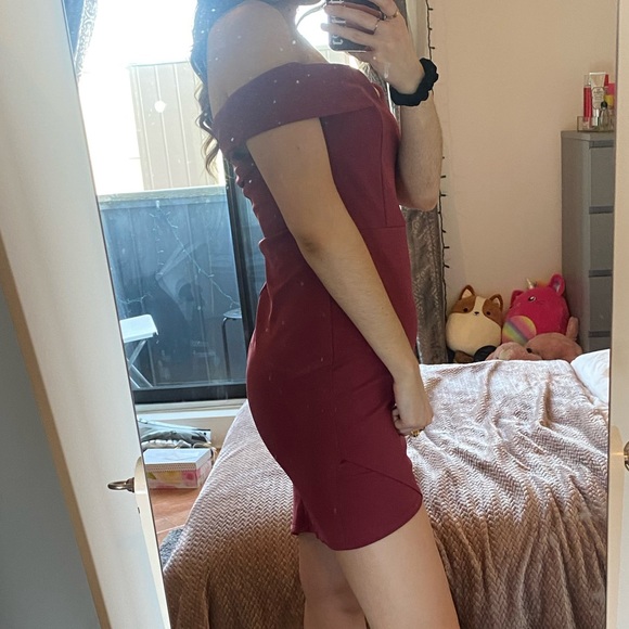 Charlotte Russe bodycon off shoulder dress - Picture 2 of 2